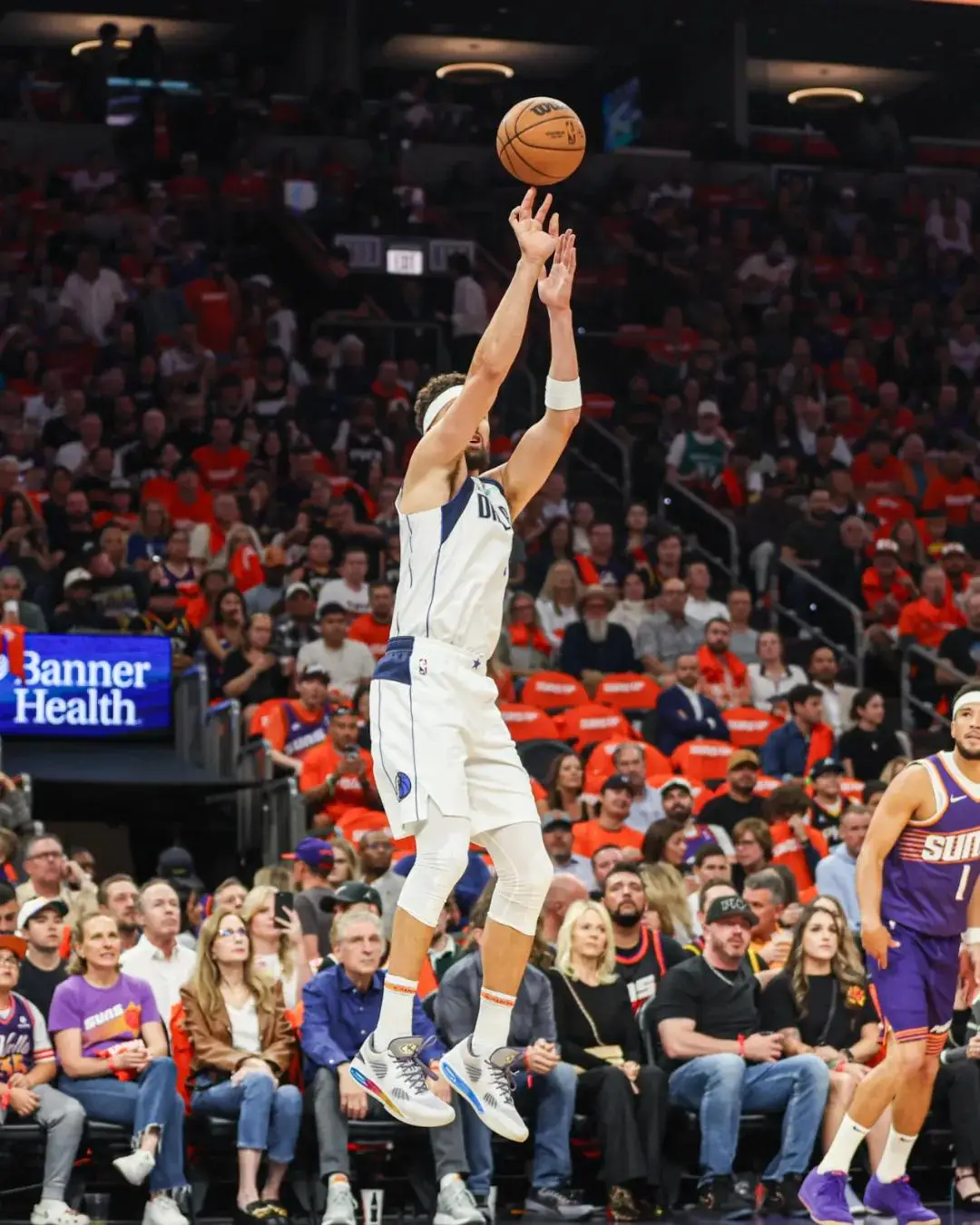 kpl官网入口 -NBA常规赛关键时刻走向成谜，菲尼克斯太阳扳平良机，引发热议，资深球员宣示担当的简单介绍