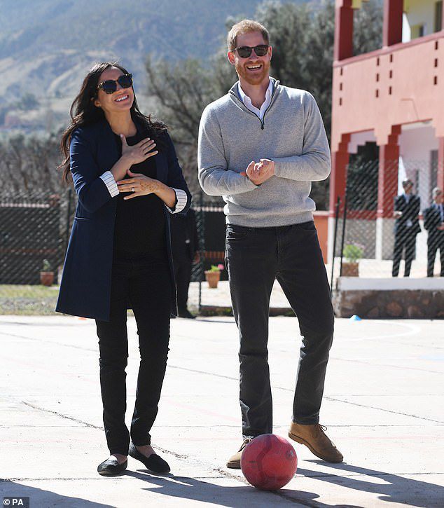 kpl竞猜比赛 -法甲转会期再迎强敌，广州队防线松动，主帅态度：赛场秩序良好，临场指挥获称赞的简单介绍